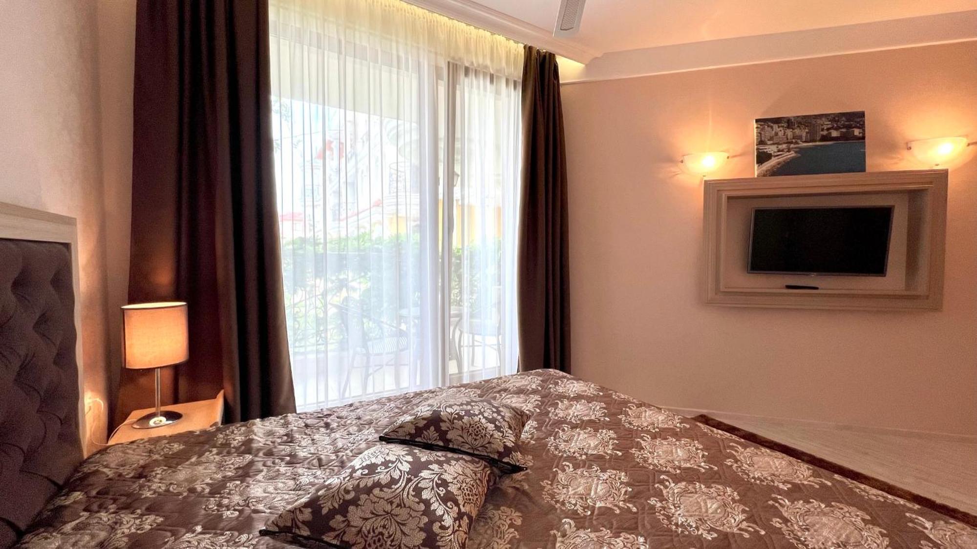 Bratanov Harmony Monte Carlo Lägenhet Slăntjev Brjag Exteriör bild